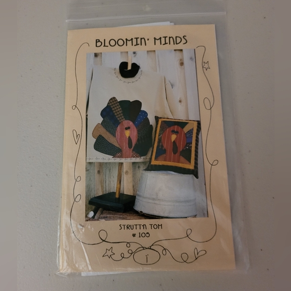 Bloomin Minds Strutting Tom Turkey Applique Pattern  (Vintage) - Picture 1 of 3